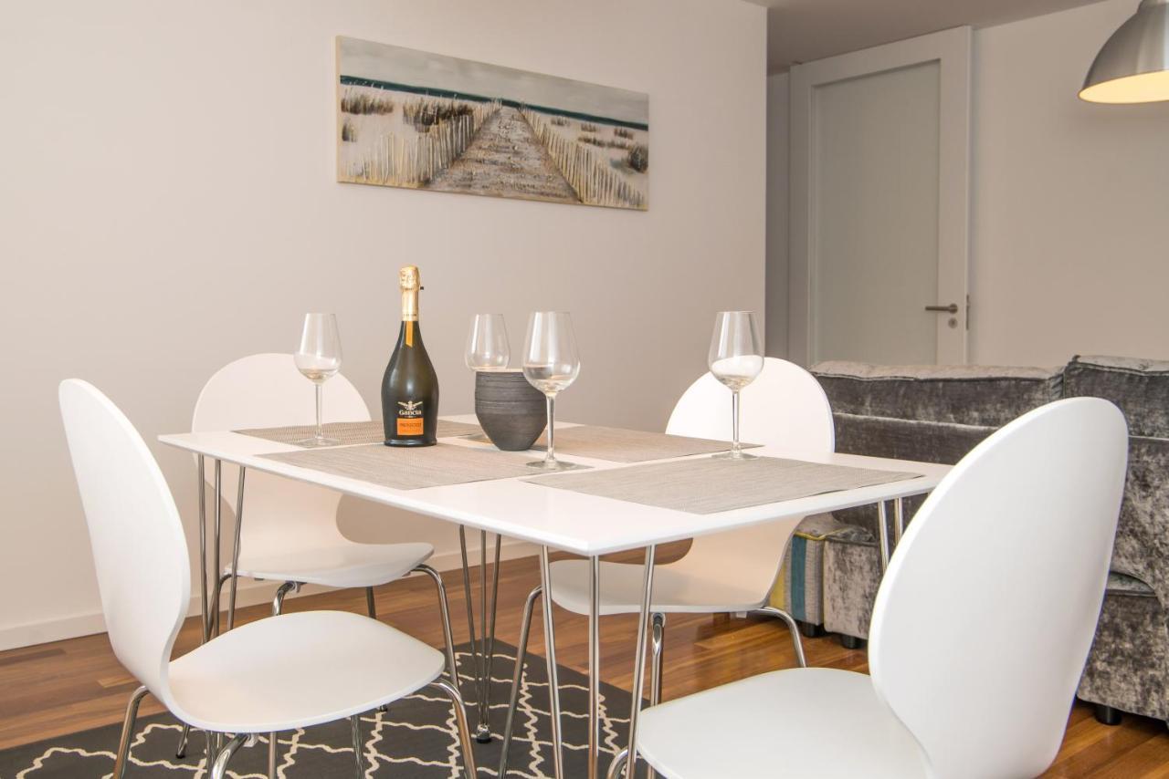 Two Bedroom Stylish Apartment. Appartement *
