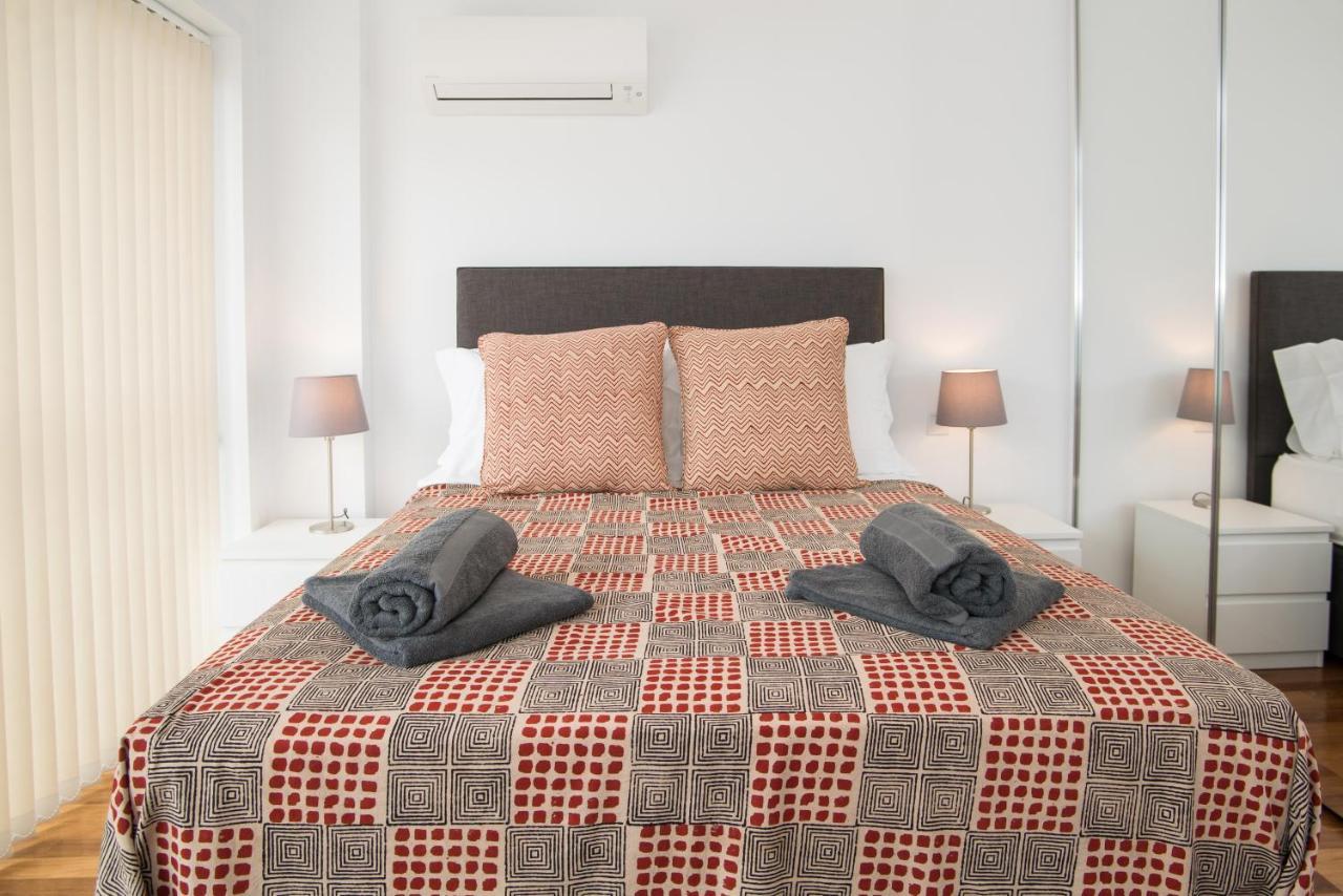 Two Bedroom Stylish Apartment. Tavira