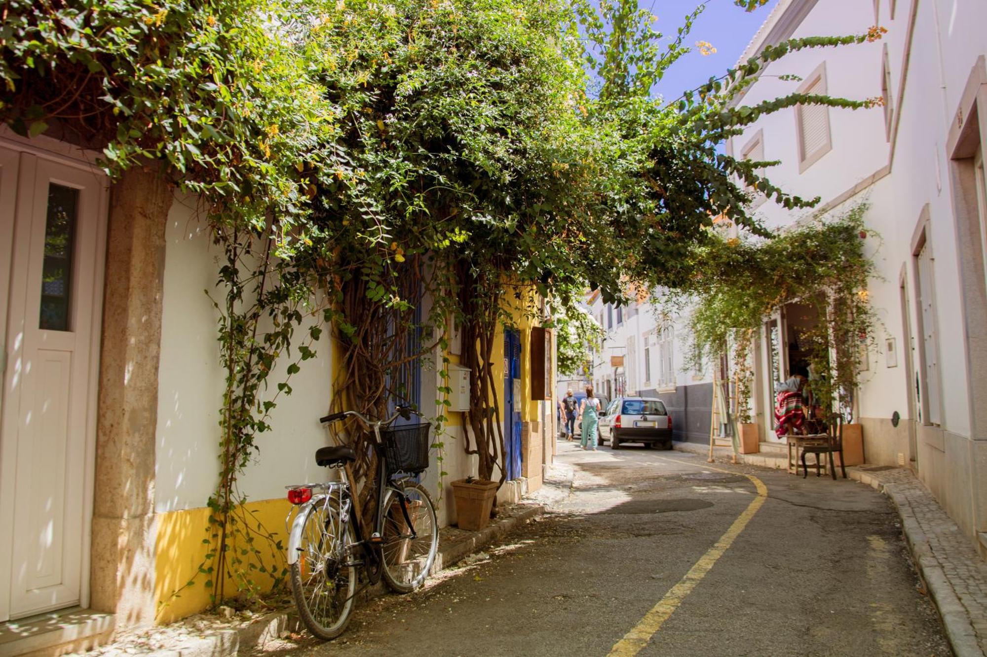 Two Bedroom Stylish Apartment. * Tavira